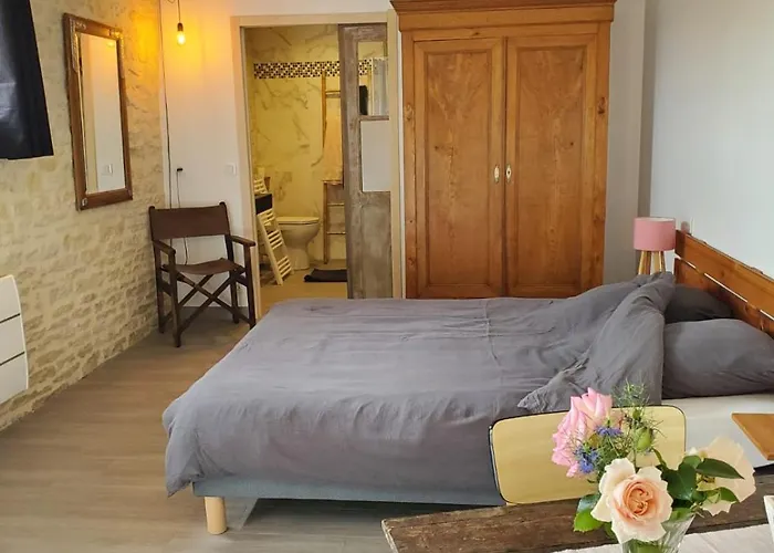 Frühstückspension D Hotes La Barbee Damvix